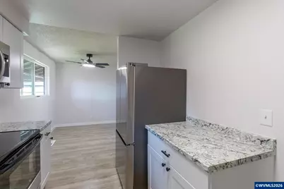4282 Vernon Lp NE, Salem, OR 97305 - Photo 13