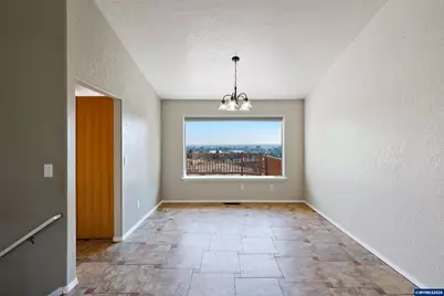 3244 SW 34th St, Redmond, OR 97756 - Photo 7