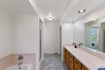 3244 SW 34th St, Redmond, OR 97756 - Photo 23