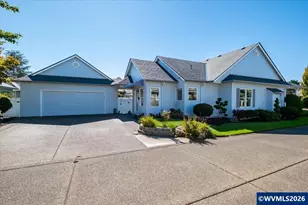 2672 Hazelnut Dr, Woodburn, OR 97071 - Photo 5