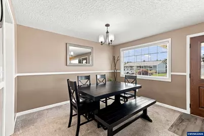 1323 Garden Wy, Woodburn, OR 97071 - Photo 9