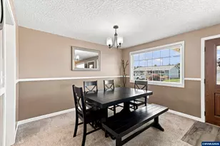 1323 Garden Way, Woodburn, OR 97071 - Photo 9