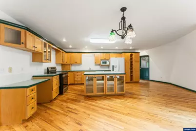 7210 NW Grandview Dr, Corvallis, OR 97330 - Photo 11