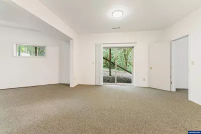 7210 NW Grandview Dr, Corvallis, OR 97330 - Photo 33