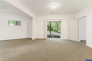 7210 NW Grandview Dr, Corvallis, OR 97330 - Photo 33