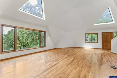 7210 NW Grandview Dr, Corvallis, OR 97330 - Photo 5