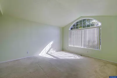 4445 Great Plains Dr NE, Salem, OR 97305 - Photo 5
