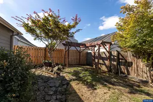 4445 Great Plains Dr NE, Salem, OR 97305 - Photo 21