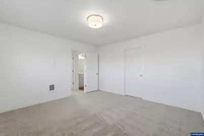 1426 SE Hankel St, Dallas, OR 97338 - Photo 11