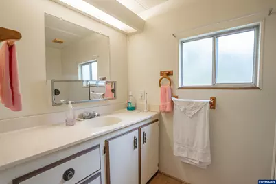 38129 Weirich #4 Dr, Lebanon, OR 97355 - Photo 15