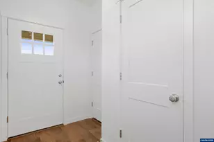 185 SE Jensen Pl, Corvallis, OR 97333 - Photo 3