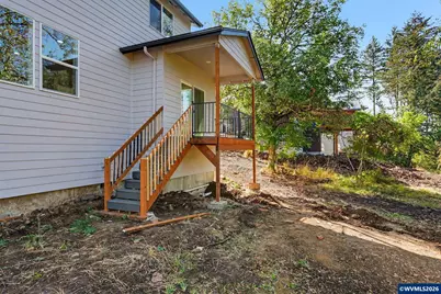 37846 E Grant St, Lebanon, OR 97355 - Photo 41