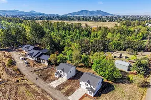 37846 E Grant St, Lebanon, OR 97355 - Photo 47