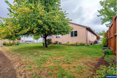 325 NW Denton St, Dallas, OR 97338 - Photo 29