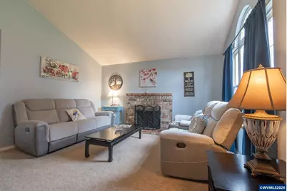 325 NW Denton St, Dallas, OR 97338 - Photo 9