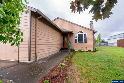 325 NW Denton St, Dallas, OR 97338 - Photo 3