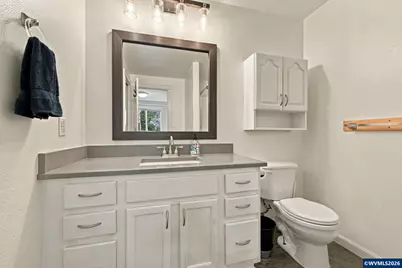 1050 Yew St, Junction City, OR 97448 - Photo 23
