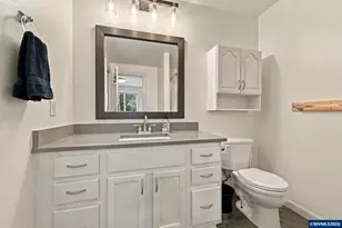 1050 Yew St, Junction City, OR 97448 - Photo 23