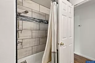 1050 Yew St, Junction City, OR 97448 - Photo 17