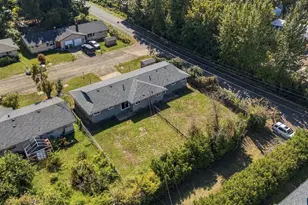 815 NE Woodcrest (-825) Av, Corvallis, OR 97330 - Photo 45