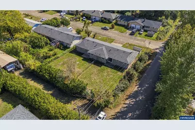 815 NE Woodcrest (-825) Av, Corvallis, OR 97330 - Photo 41
