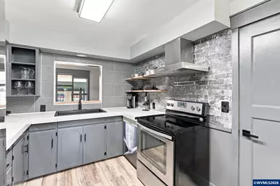 390 Sunset Av N, Keizer, OR 97303 - Photo 9