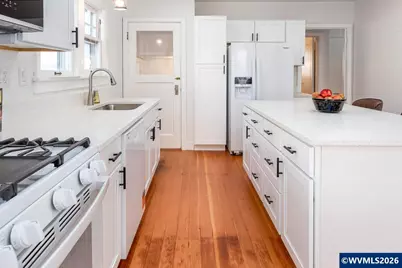 399 24th St NE, Salem, OR 97301 - Photo 15