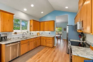 4884 SW Hollyhock Cir, Corvallis, OR 97333 - Photo 13