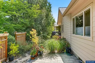 4884 SW Hollyhock Cir, Corvallis, OR 97333 - Photo 35