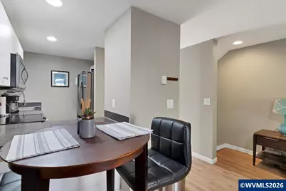 2210 Maplewood Dr S, Salem, OR 97306 - Photo 13