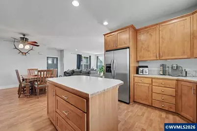 3730 Hemlock Pl SE, Albany, OR 97322 - Photo 13