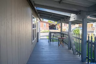 2000 Robins Lane SE, Salem, OR 97306 - Photo 3