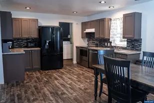 2000 Robins Lane SE, Salem, OR 97306 - Photo 17