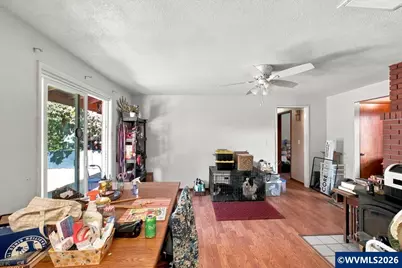 960 Grape St, Sweet Home, OR 97386 - Photo 15