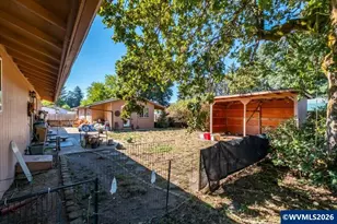 960 Grape St, Sweet Home, OR 97386 - Photo 45