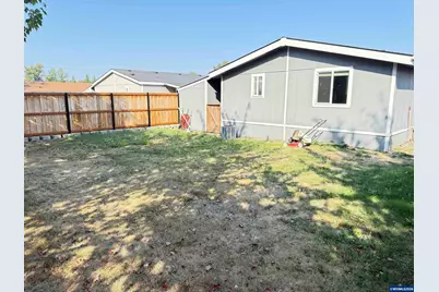 1949 SE Palmquist #51, Gresham, OR 97080 - Photo 11