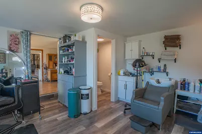 36005 Polly Farm Ln, Lebanon, OR 97355 - Photo 11