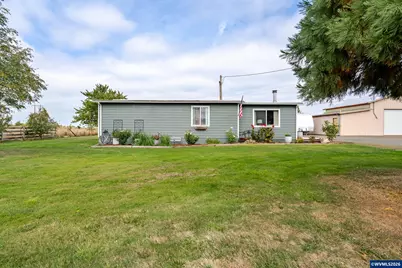 36263 Airport Dr, Lebanon, OR 97355 - Photo 27
