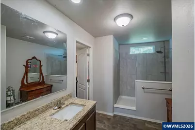 38381 Crawfordsville Dr, Sweet Home, OR 97386 - Photo 15