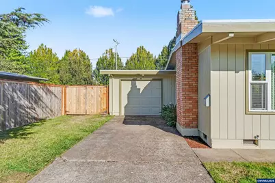 1835 NW 14th St, Corvallis, OR 97330 - Photo 3