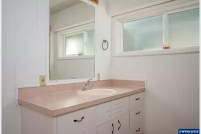 620 Judson St SE, Salem, OR 97302 - Photo 33
