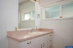 620 Judson St SE, Salem, OR 97302 - Photo 33