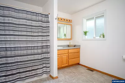 620 Judson St SE, Salem, OR 97302 - Photo 25