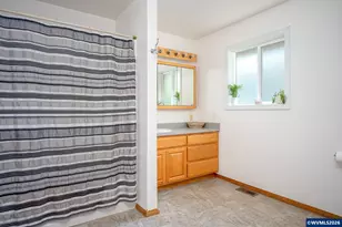 620 Judson St SE, Salem, OR 97302 - Photo 25