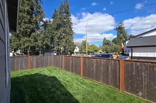 205 Sherman St SE, Albany, OR 97321 - Photo 17