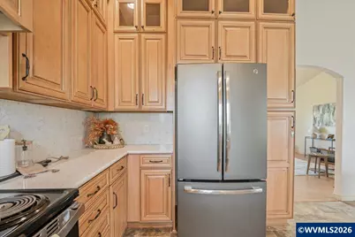 210 SE Ironwood Av, Dallas, OR 97338 - Photo 13
