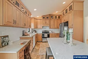 210 SE Ironwood Ave, Dallas, OR 97338 - Photo 9