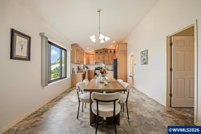 210 SE Ironwood Av, Dallas, OR 97338 - Photo 15
