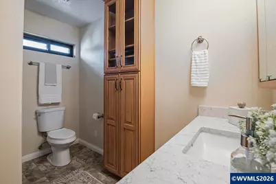 210 SE Ironwood Av, Dallas, OR 97338 - Photo 25