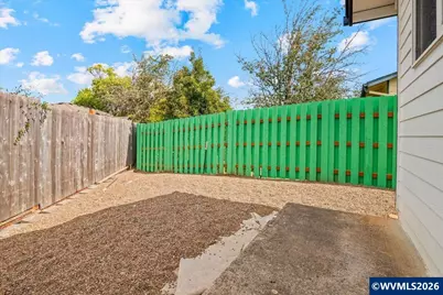 210 SE Ironwood Av, Dallas, OR 97338 - Photo 39